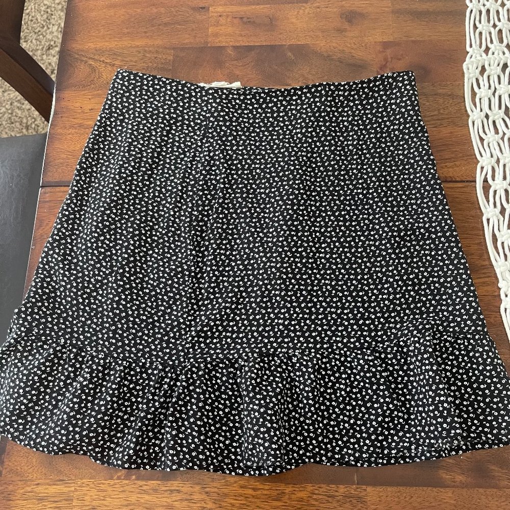 LA Hearts Black Floral Skirt Ruffle